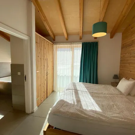 Gletscherblick 2 - By Alpen Appartement *